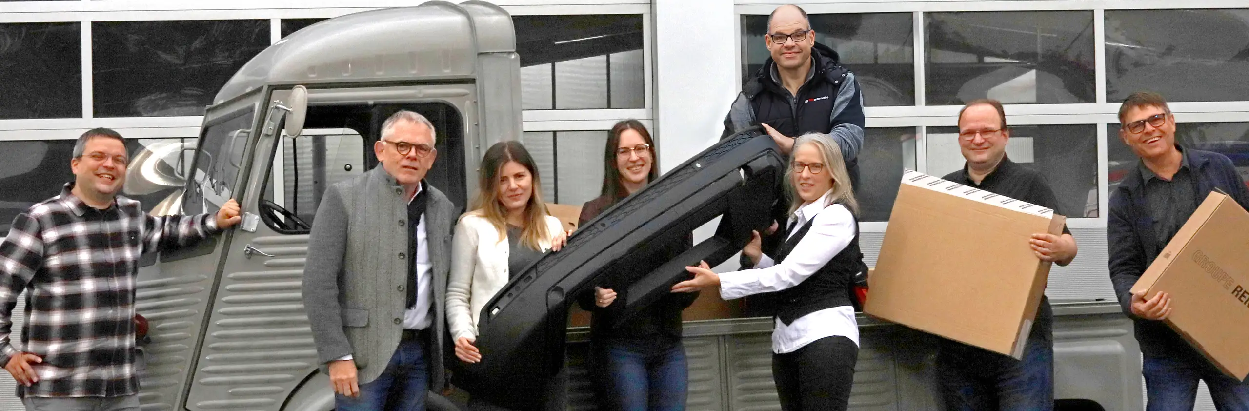 Pila Automotive Büro Team